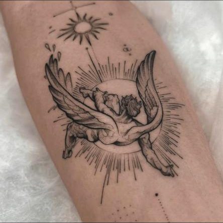 İkarus – fine line dövme, Caner Beceren, InkBlaze Ankara